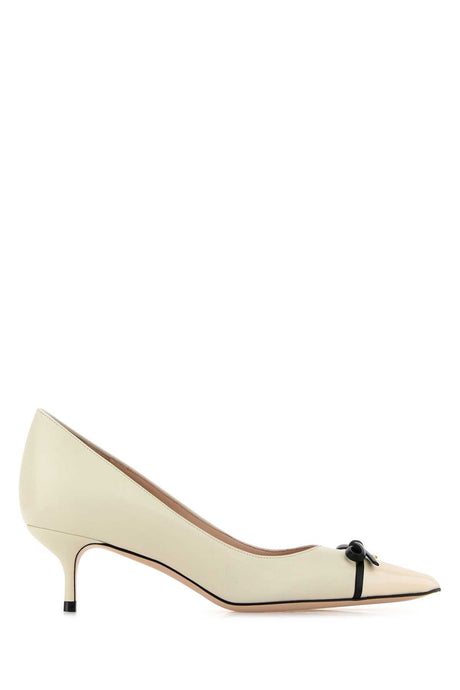 VALENTINO GARAVANI Elegant Leather VLogo Pumps with 4.5 cm Heel